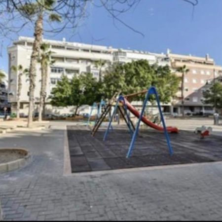Apartamento Lola Торевьиа Экстерьер фото