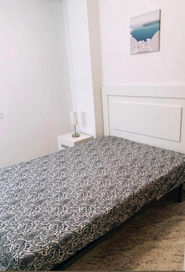 Apartamento Lola Торевьиа Экстерьер фото