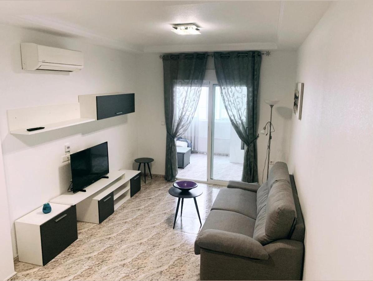 Apartamento Lola Торевьиа Экстерьер фото