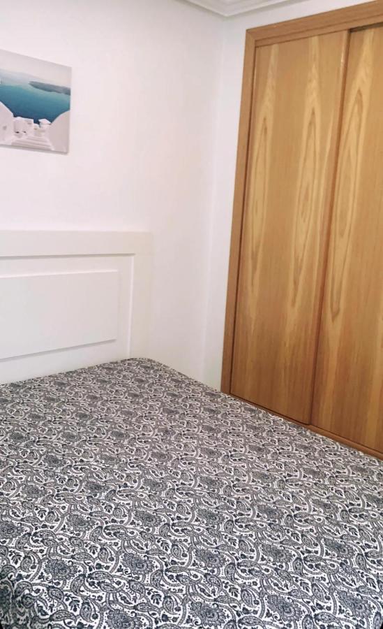 Apartamento Lola Торевьиа Экстерьер фото