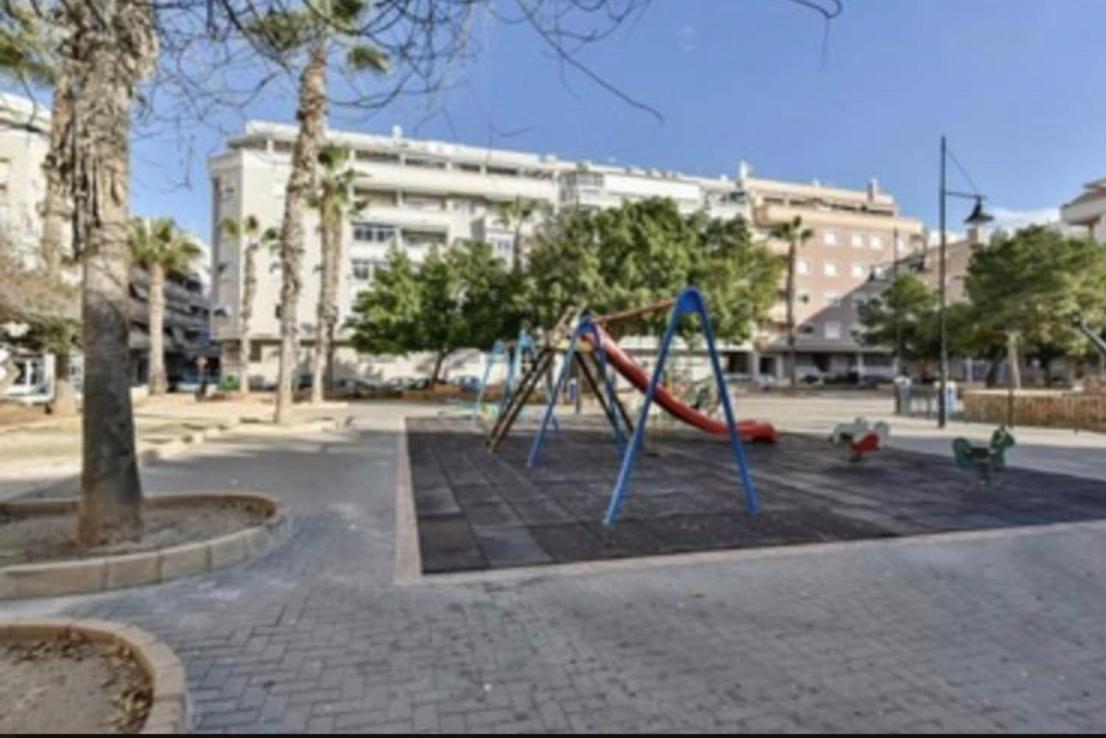Apartamento Lola Торевьиа Экстерьер фото